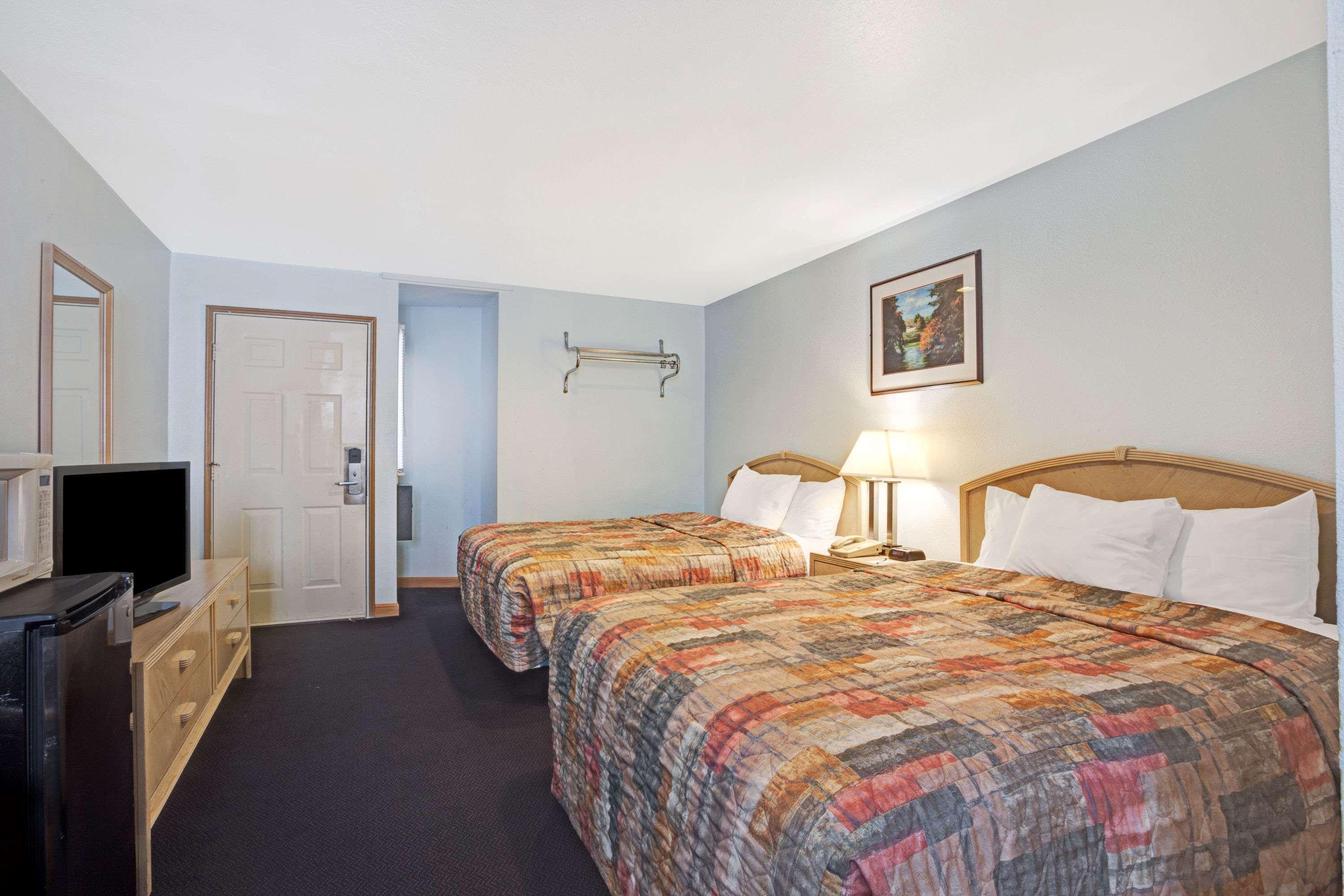 Travelodge By Wyndham Seattle North Of Downtown Exteriér fotografie